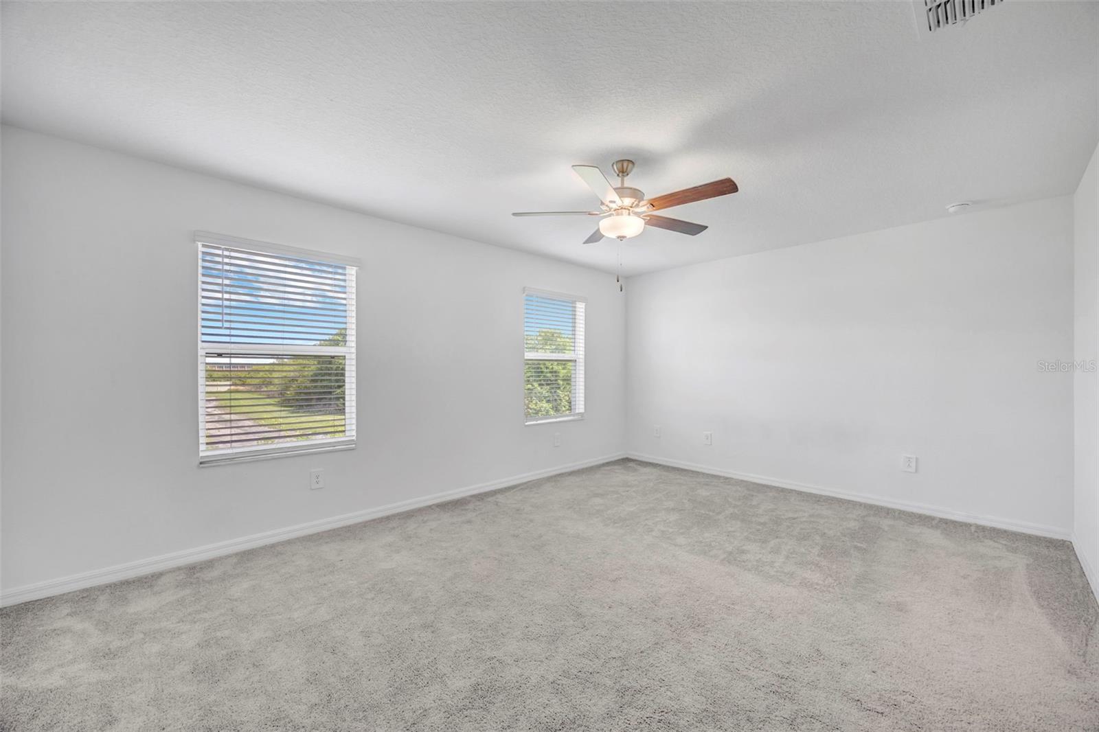 Image 46 of 58 For 2524 Sunray Venus Way