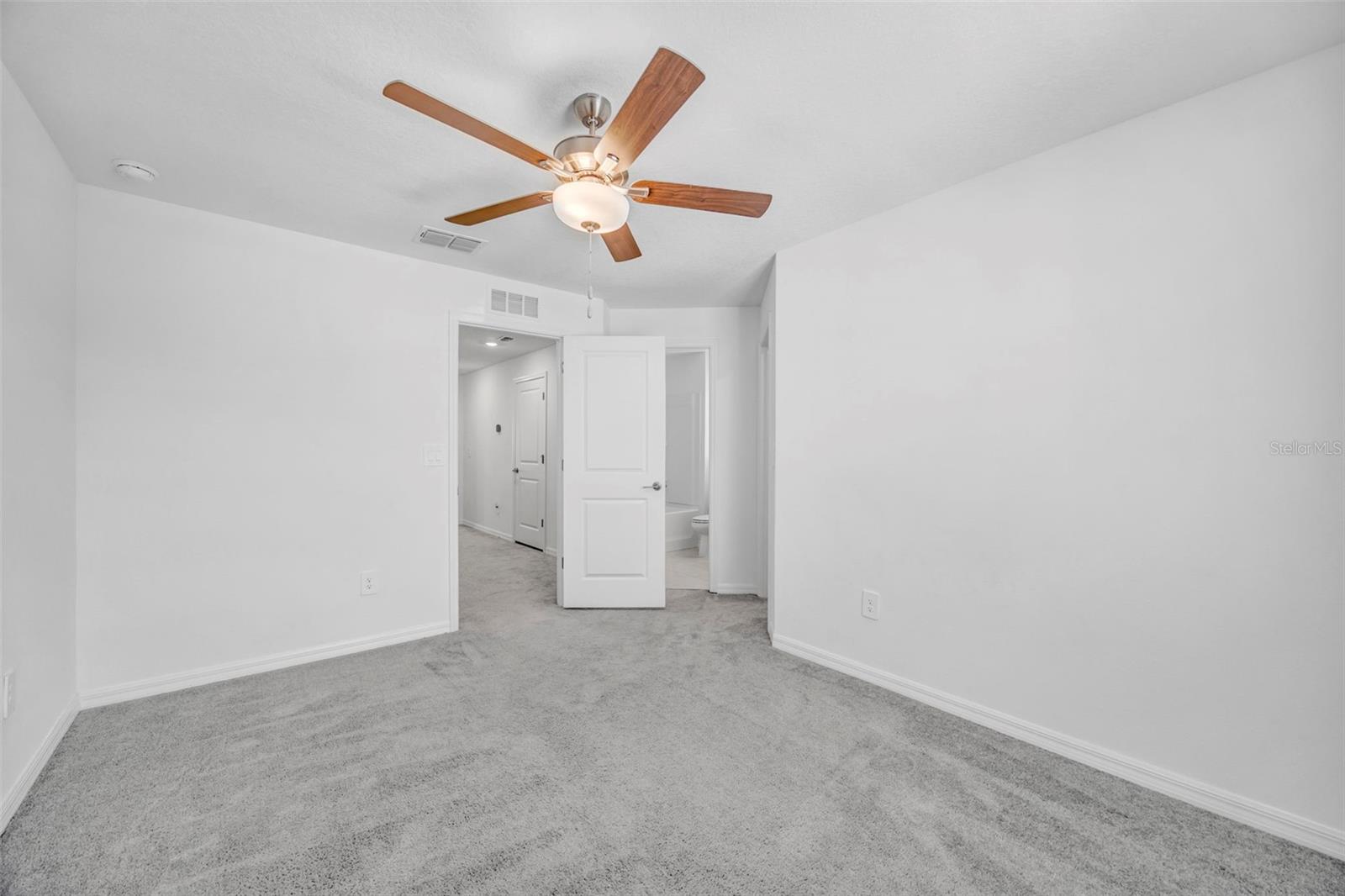 Image 48 of 58 For 2524 Sunray Venus Way