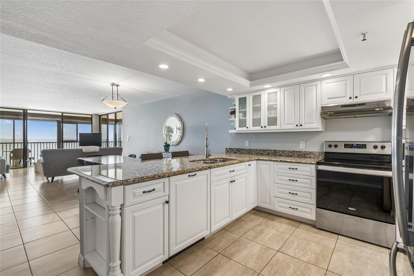 Image 21 of 47 For 15400 Gulf Boulevard 402