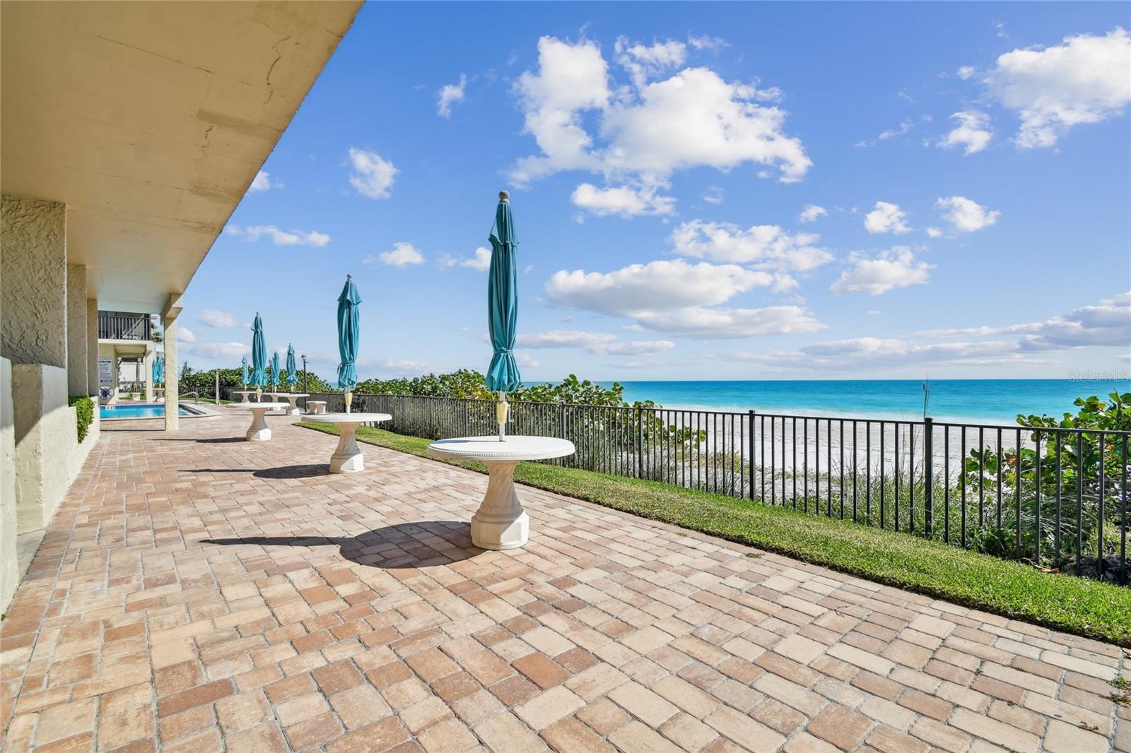 Image 41 of 47 For 15400 Gulf Boulevard 402