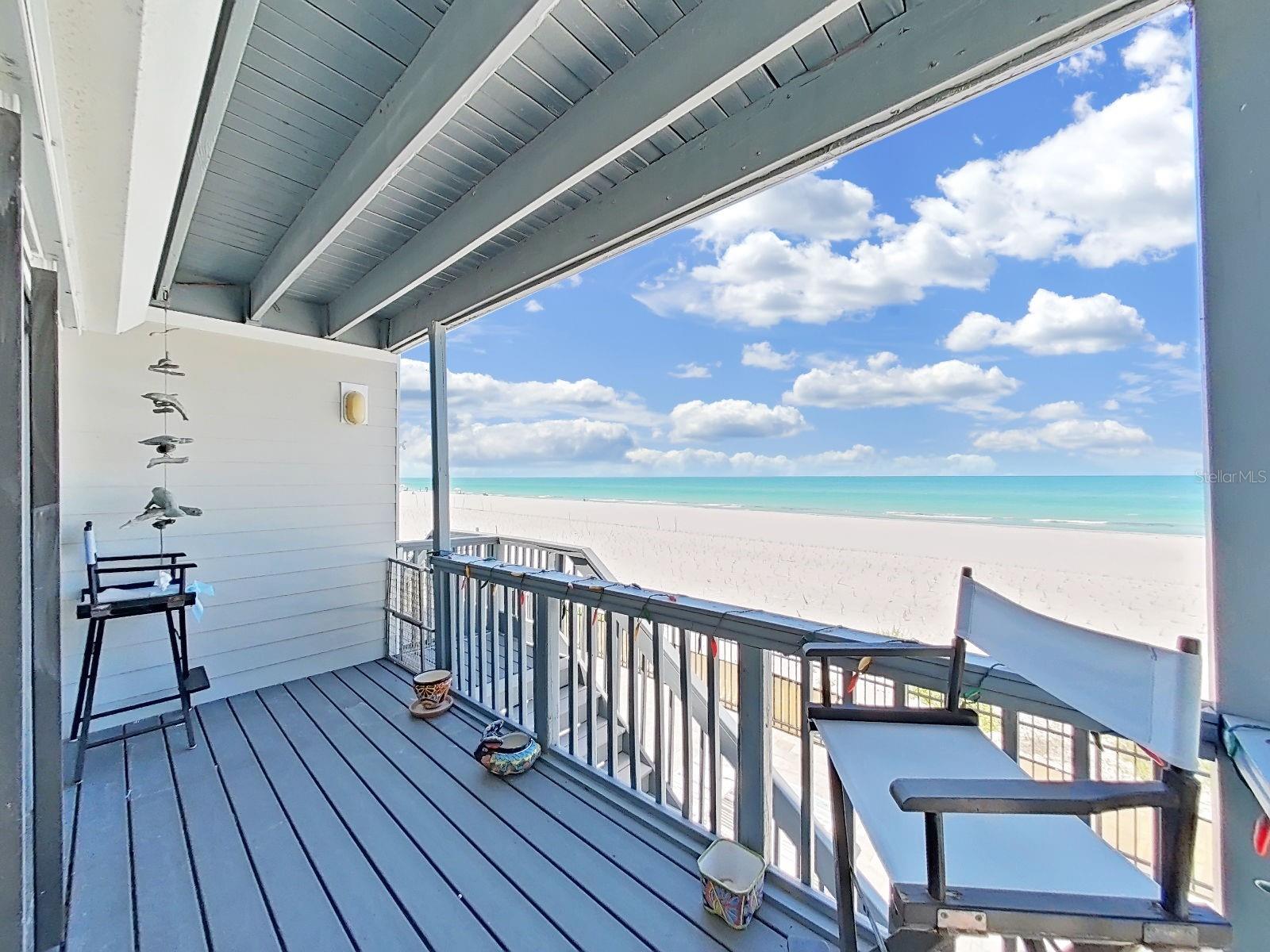 Image 14 of 51 For 19020 Gulf Boulevard 8