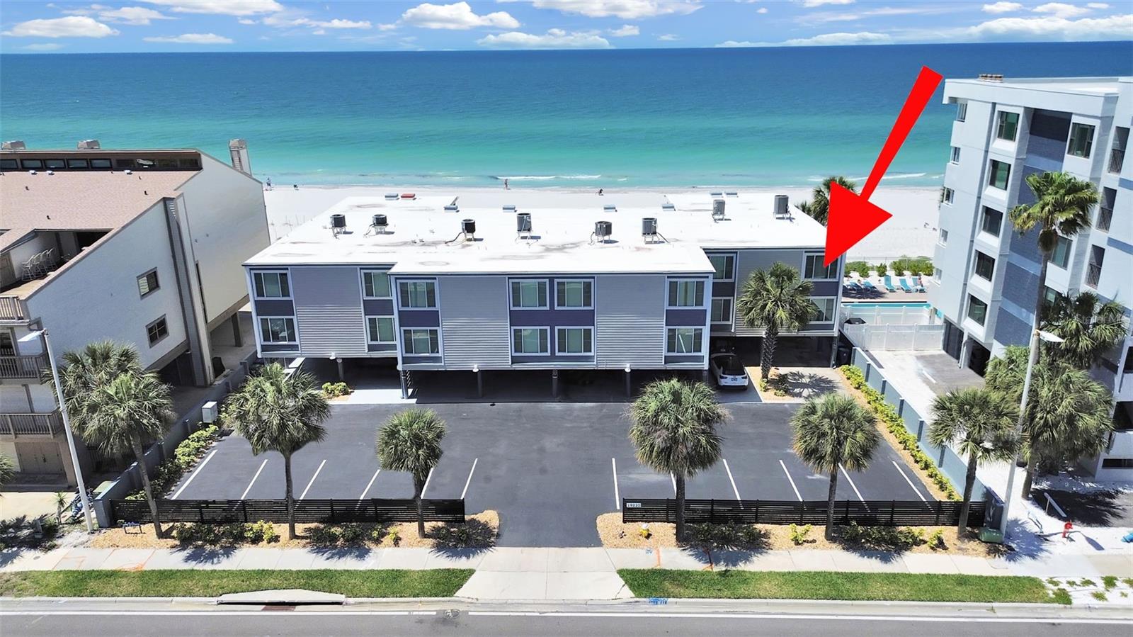 Image 2 of 51 For 19020 Gulf Boulevard 8