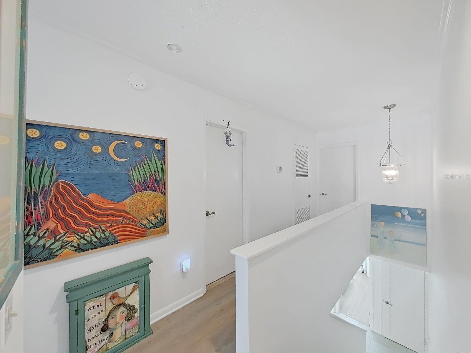 Image 23 of 51 For 19020 Gulf Boulevard 8