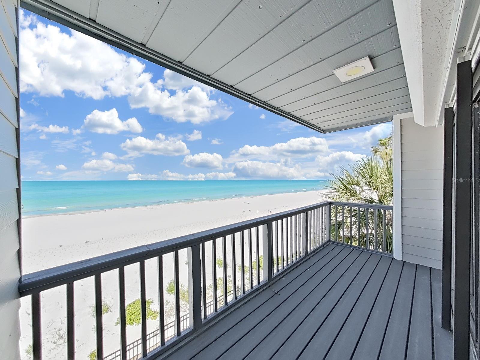 Image 27 of 51 For 19020 Gulf Boulevard 8