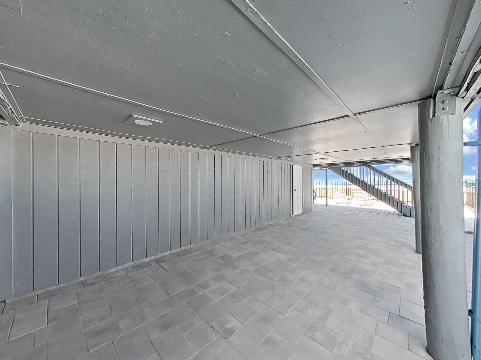 Image 33 of 51 For 19020 Gulf Boulevard 8