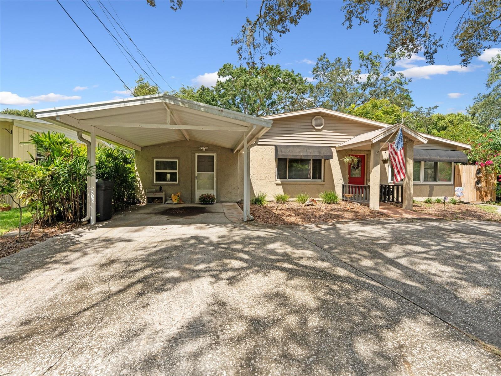 Details for 12510 Noreast Lake Drive, TAMPA, FL 33612