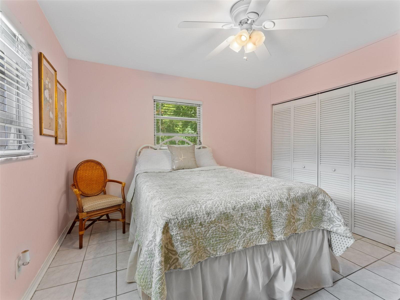 Image 14 of 36 For 12510 Noreast Lake Drive