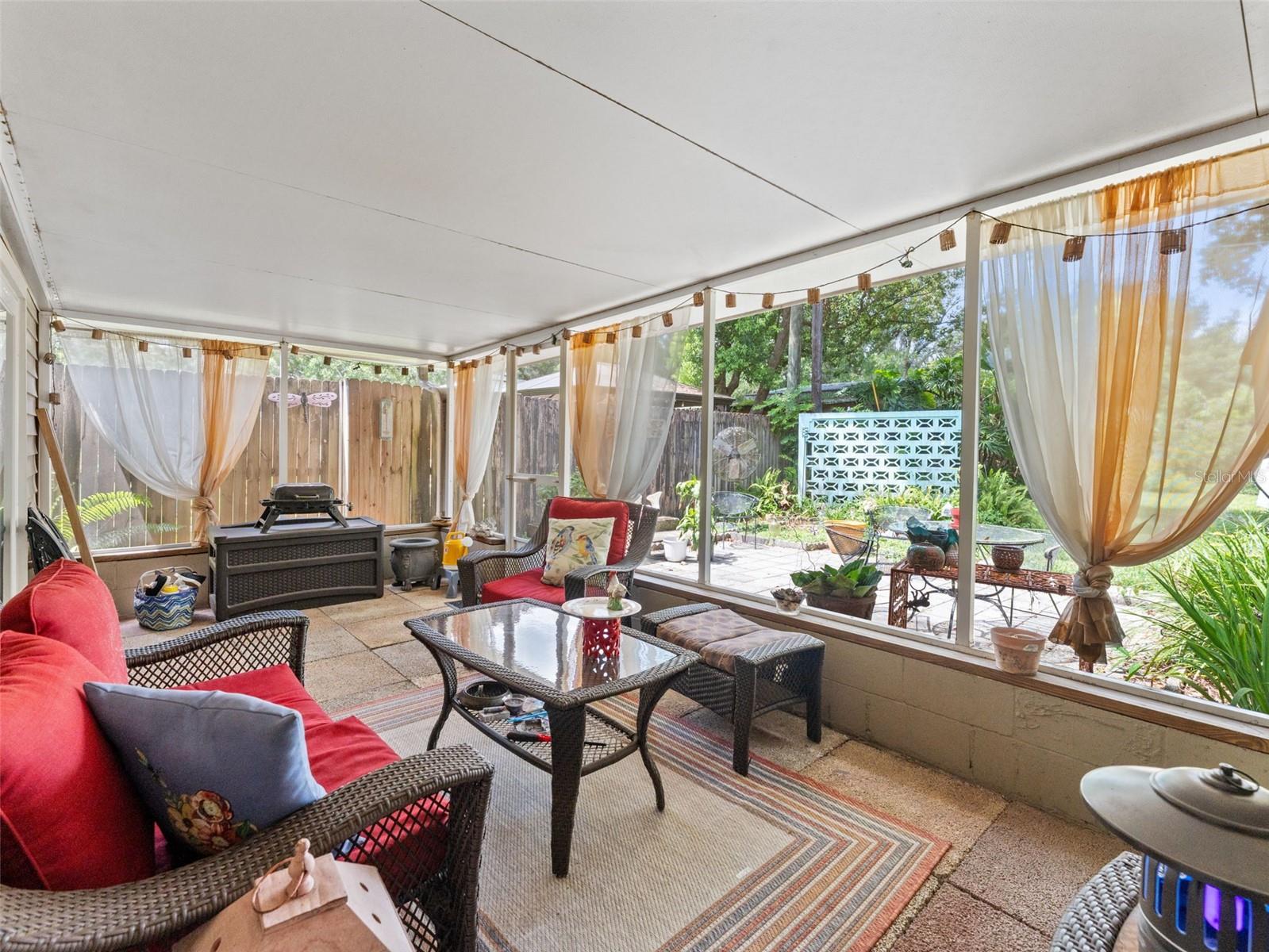 Image 21 of 36 For 12510 Noreast Lake Drive