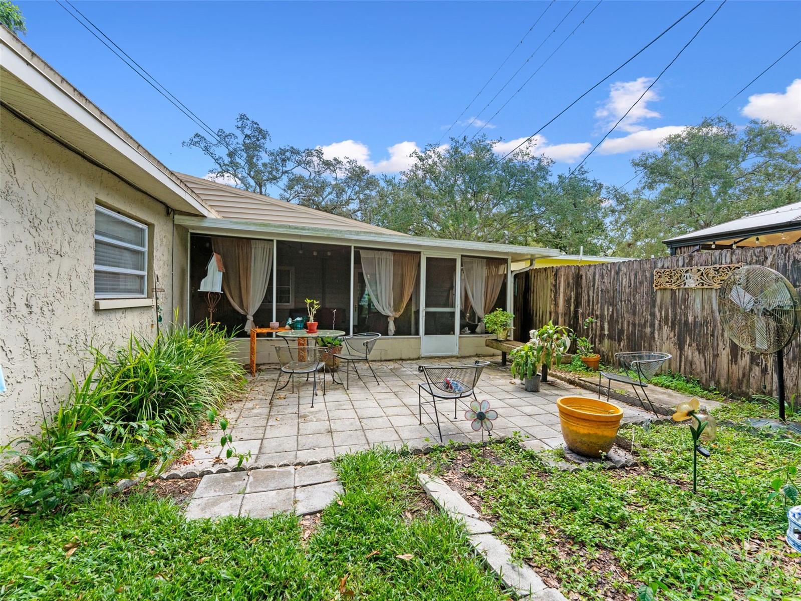 Image 24 of 36 For 12510 Noreast Lake Drive