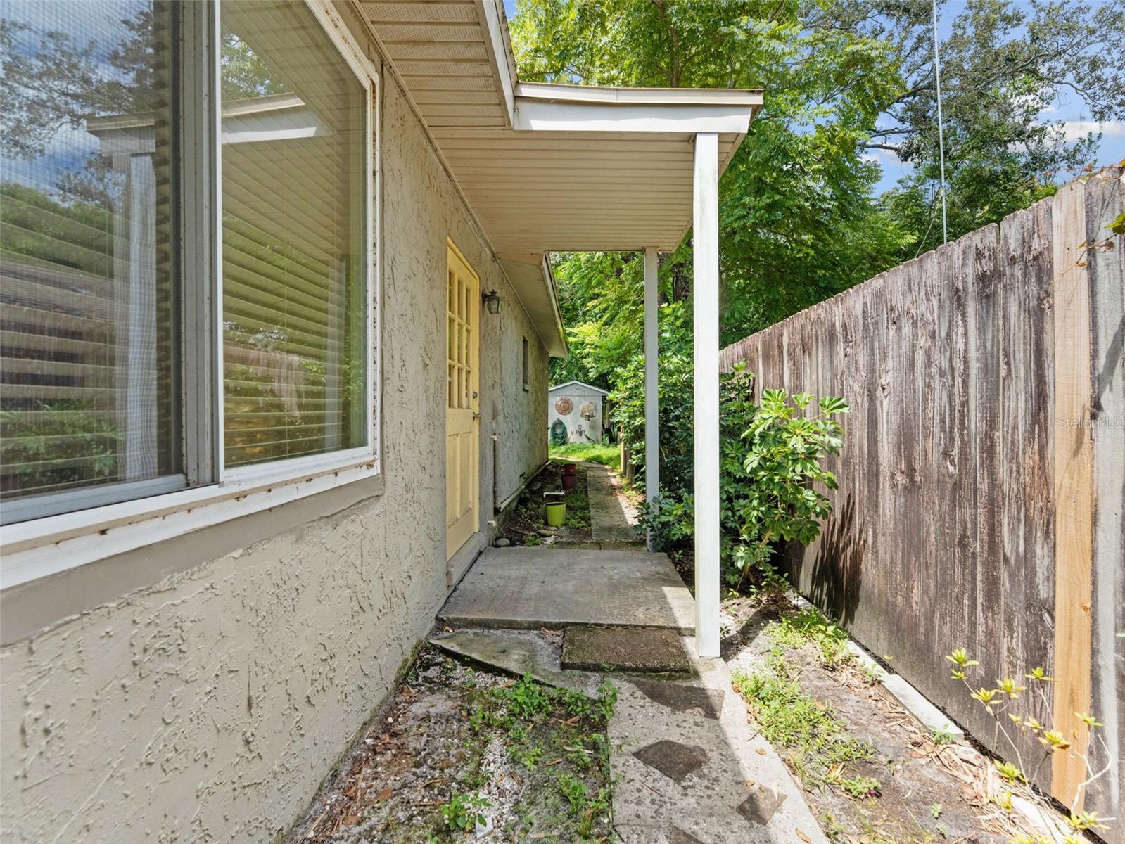 Image 30 of 36 For 12510 Noreast Lake Drive