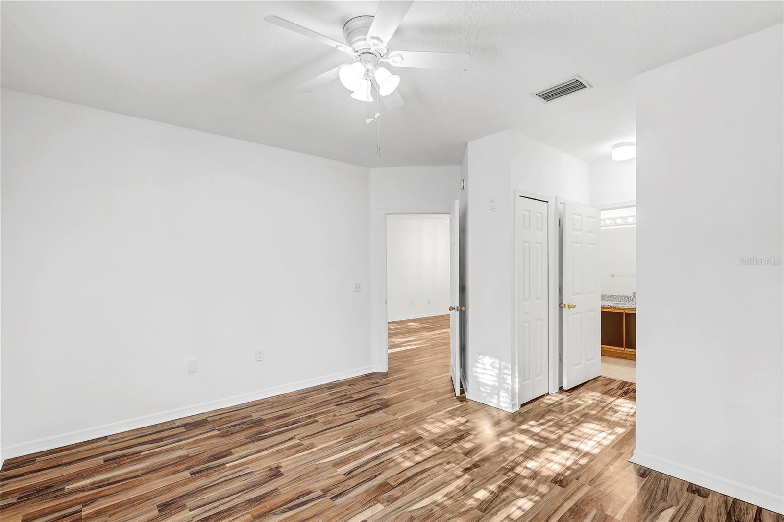 Image 18 of 40 For 6014 Portsdale Place 202
