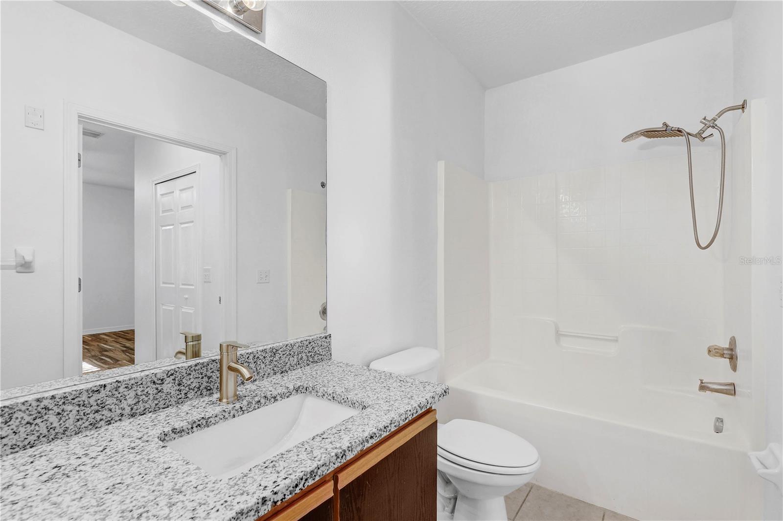 Image 22 of 40 For 6014 Portsdale Place 202