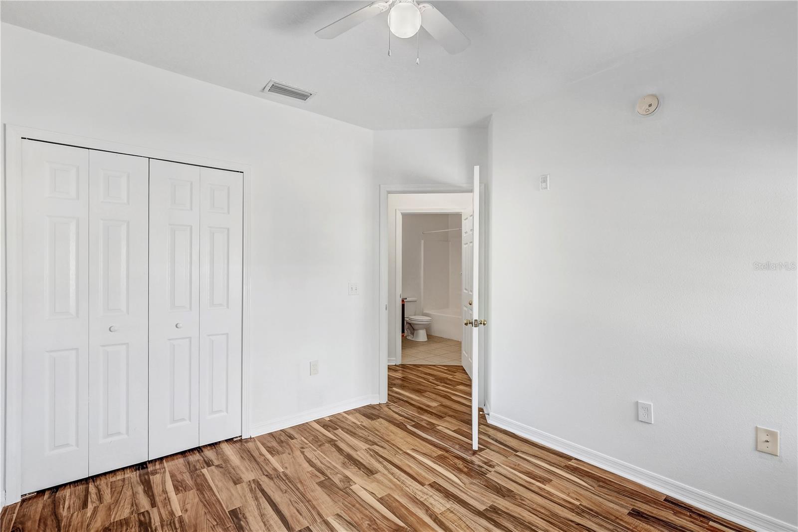 Image 29 of 40 For 6014 Portsdale Place 202