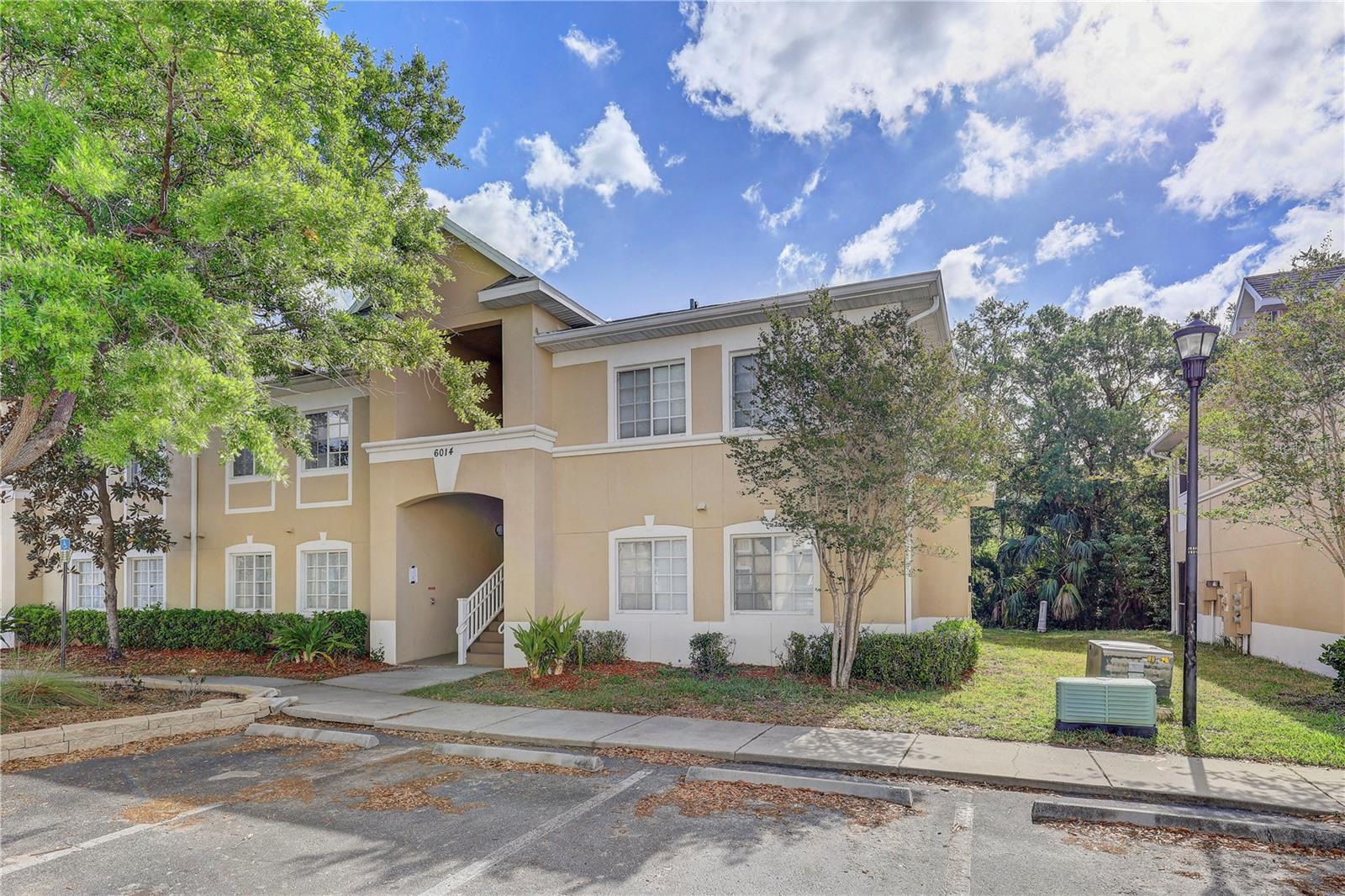 Image 34 of 40 For 6014 Portsdale Place 202