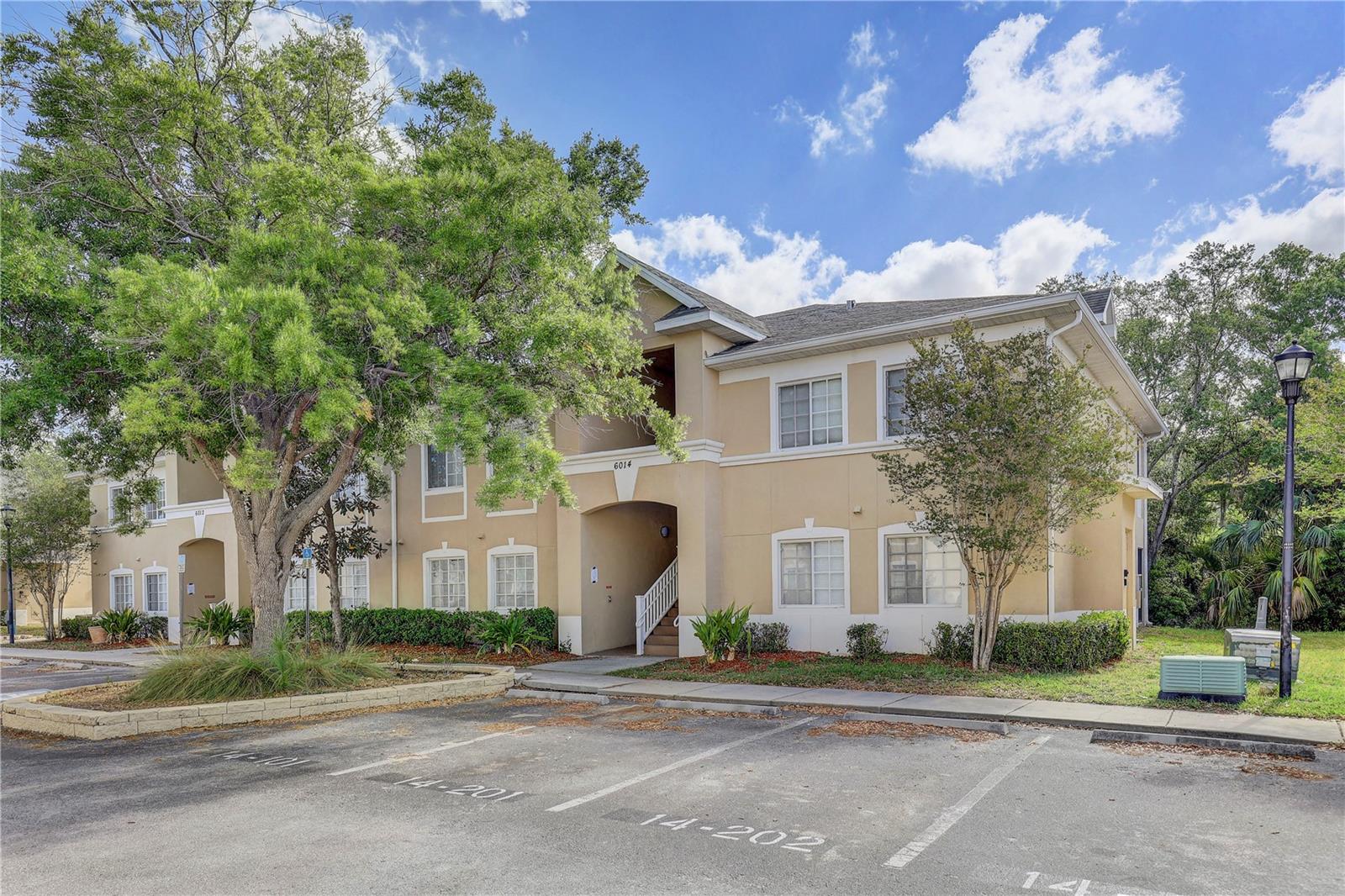 Image 35 of 40 For 6014 Portsdale Place 202