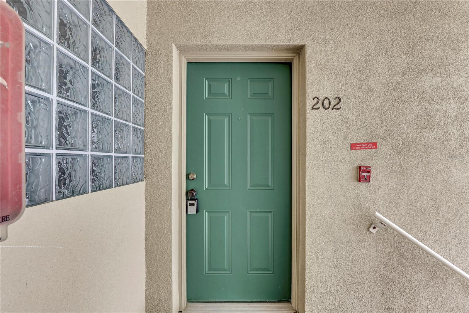 Image 4 of 40 For 6014 Portsdale Place 202