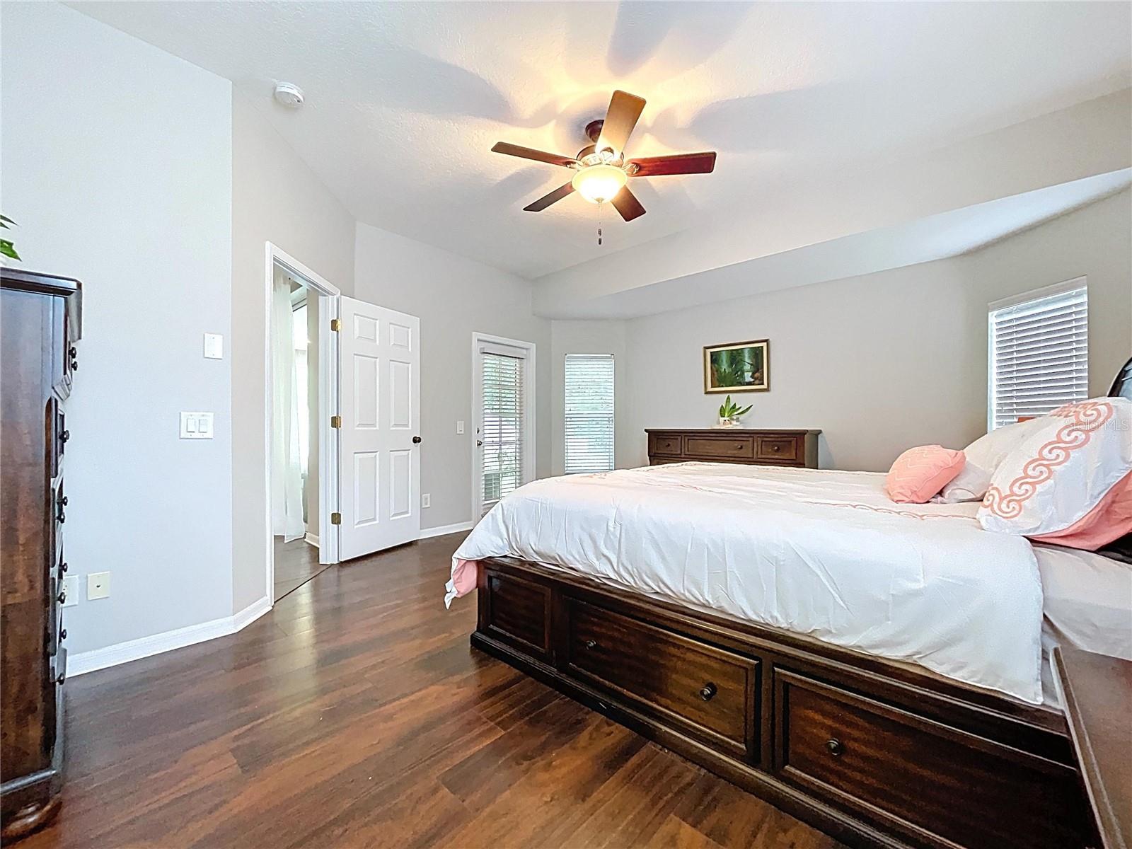 Image 19 of 48 For 19540 Sunset Bay Drive