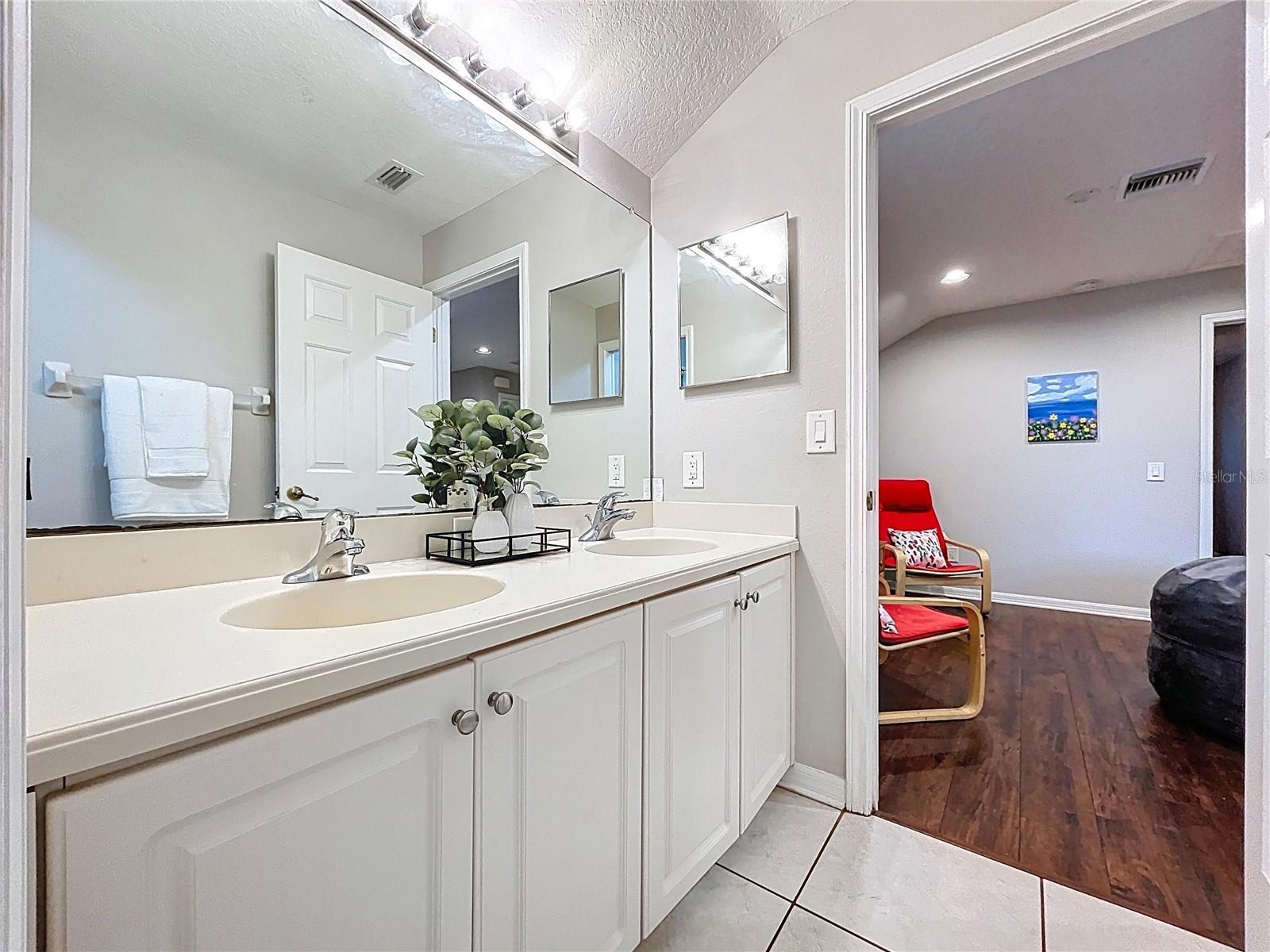 Image 29 of 48 For 19540 Sunset Bay Drive