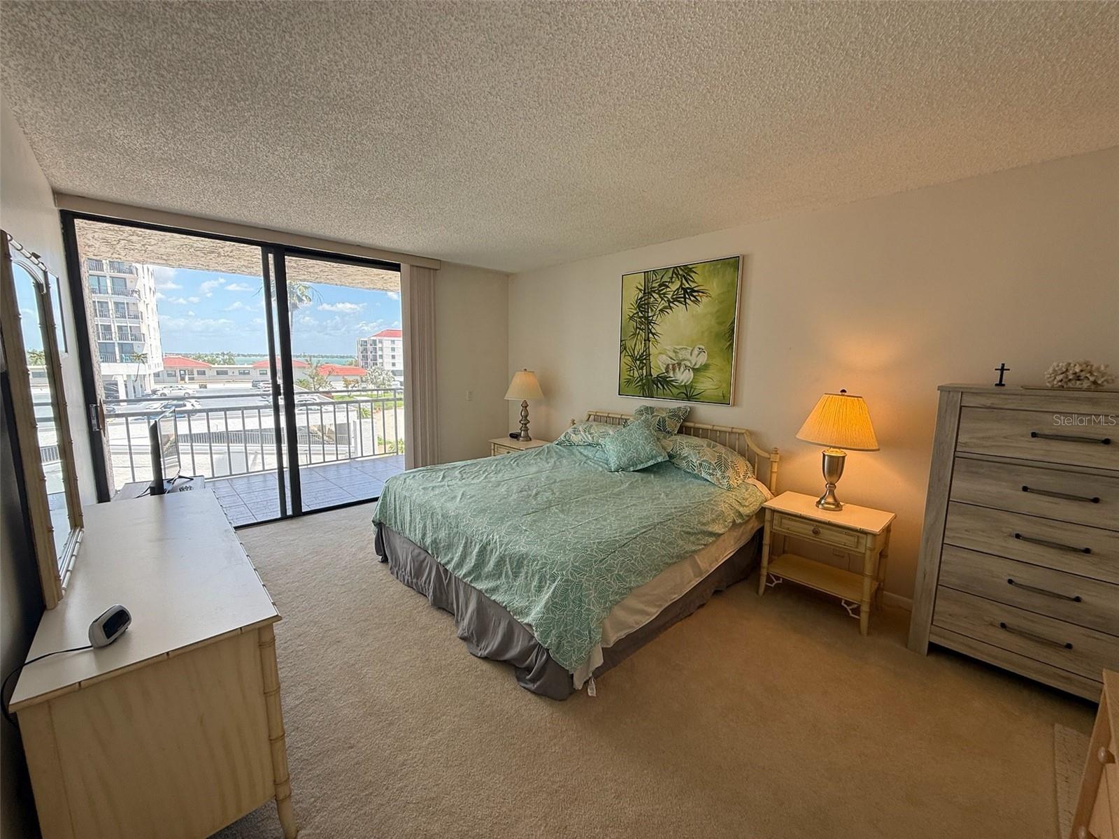 Image 15 of 22 For 6279 Sun Boulevard 403