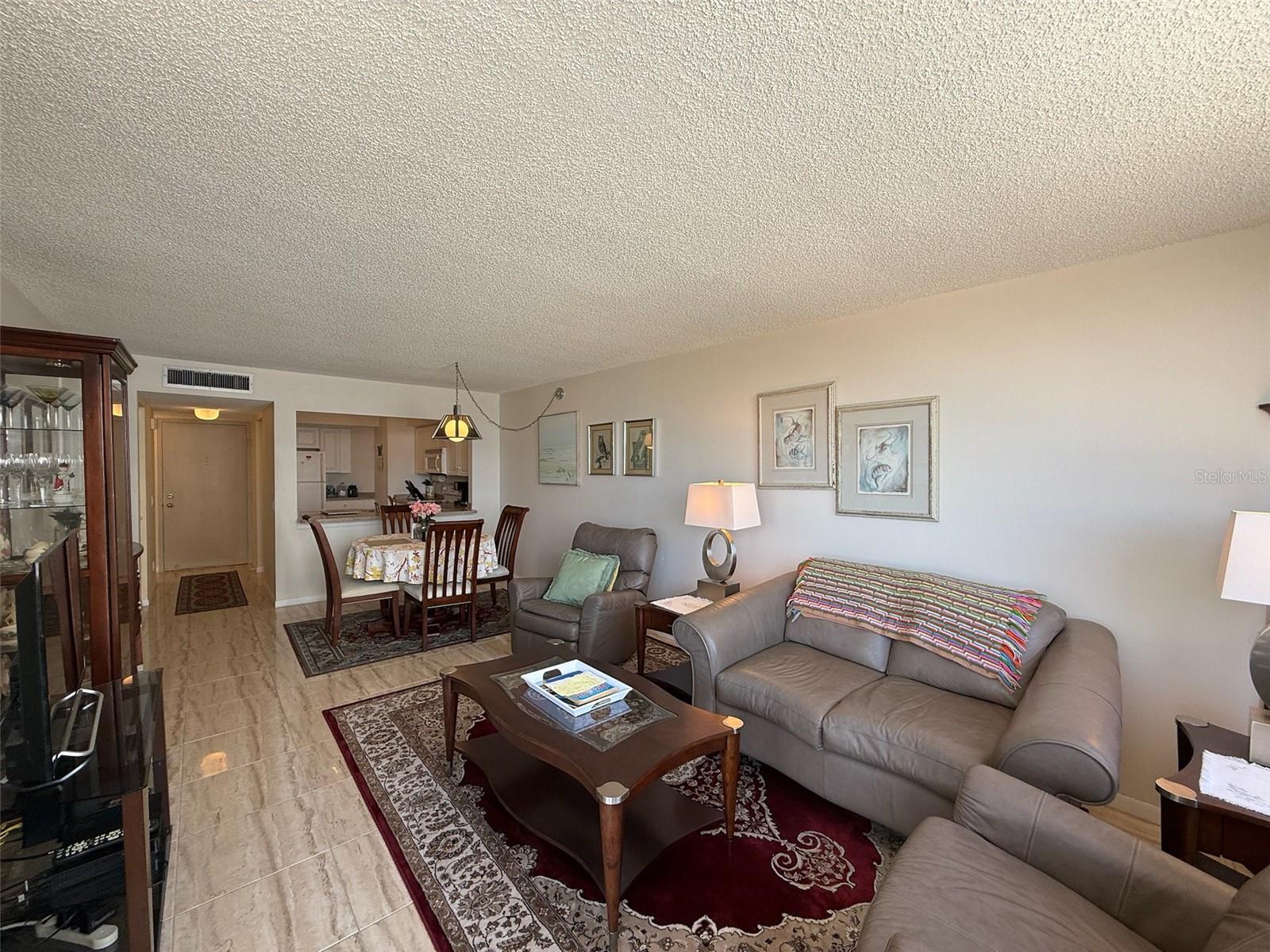 Image 2 of 22 For 6279 Sun Boulevard 403