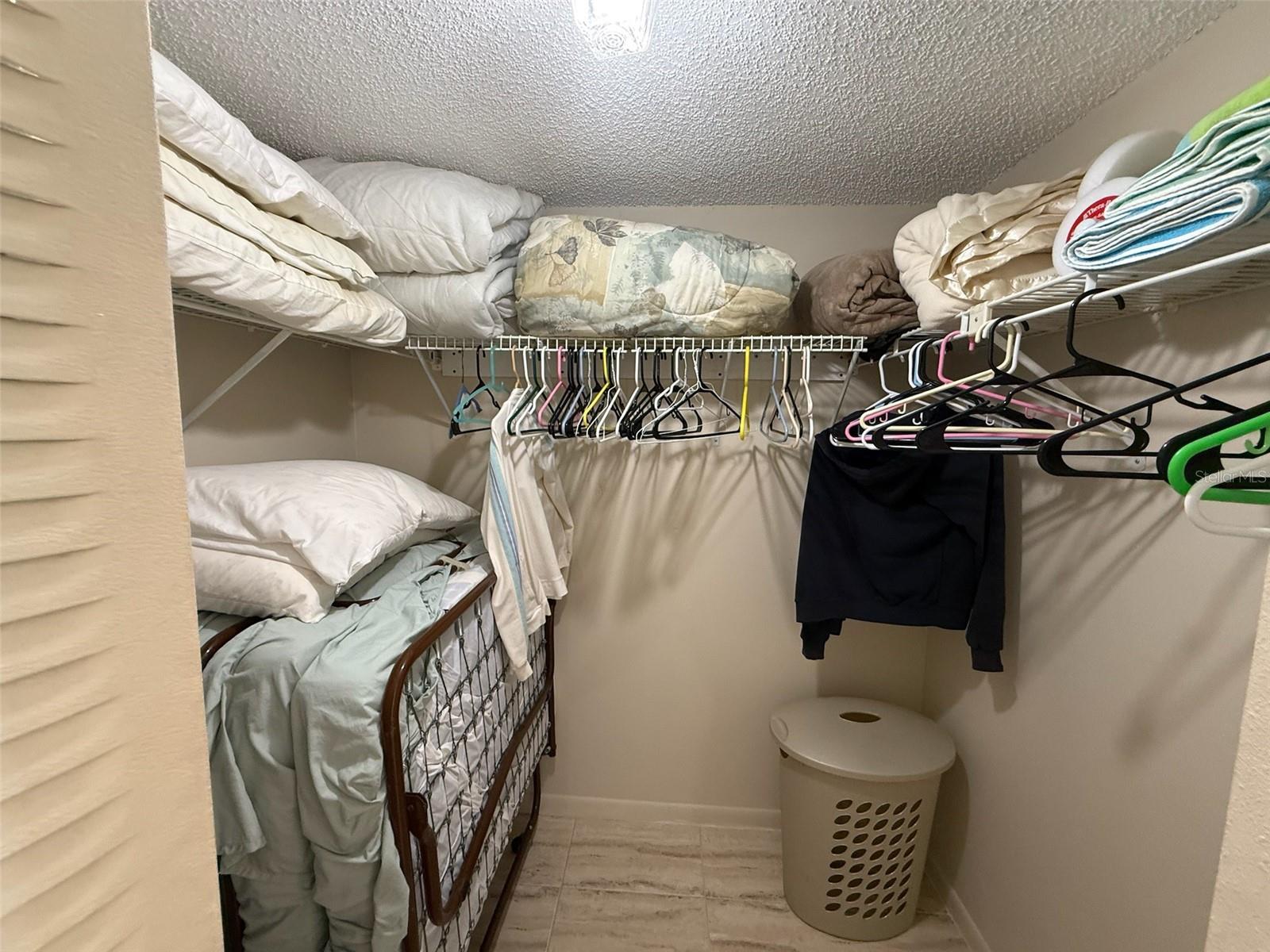 Image 21 of 22 For 6279 Sun Boulevard 403