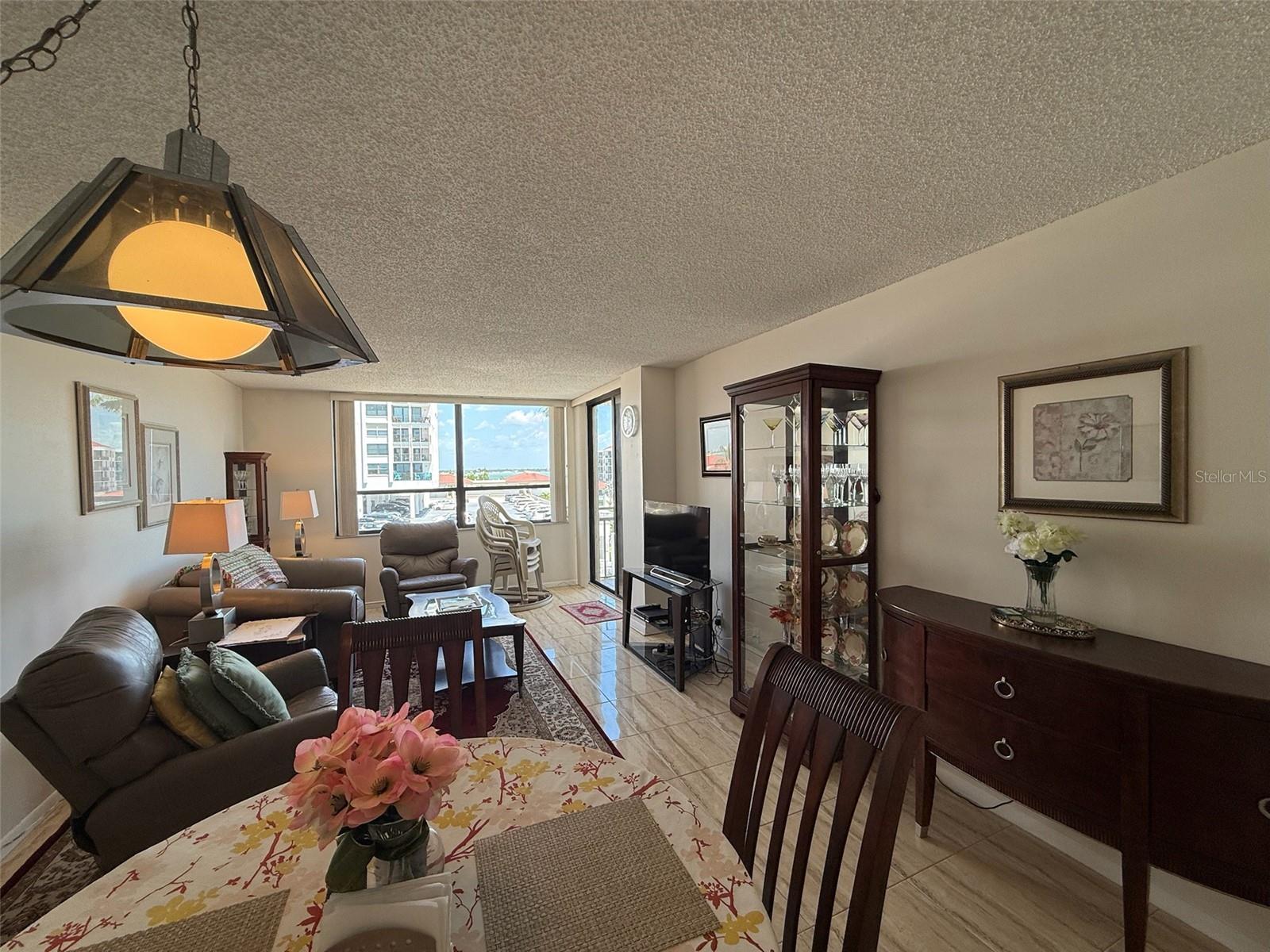 Image 5 of 22 For 6279 Sun Boulevard 403