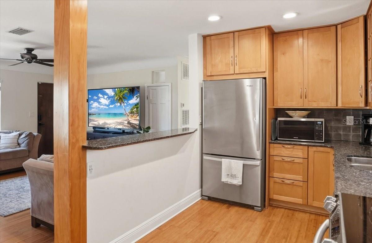 Image 12 of 62 For 700 66th Avenue S