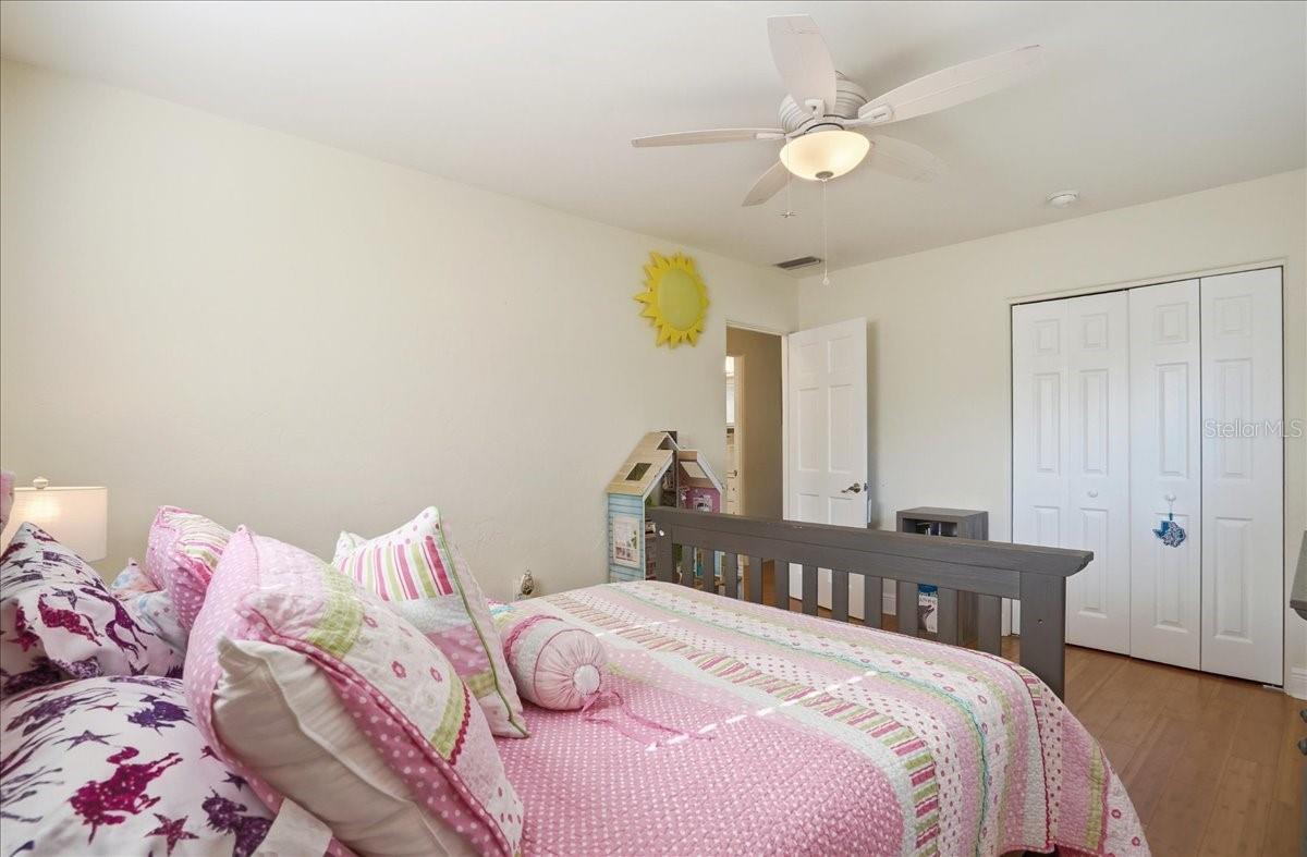 Image 24 of 62 For 700 66th Avenue S