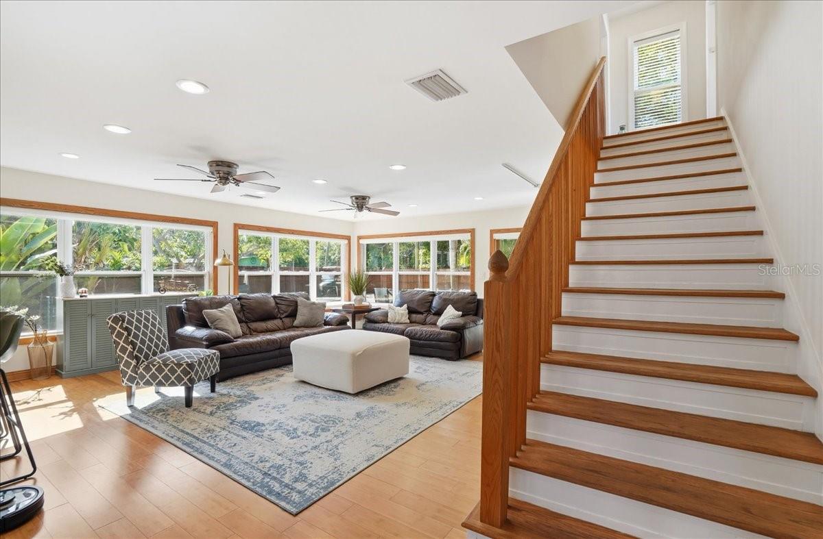 Image 27 of 62 For 700 66th Avenue S