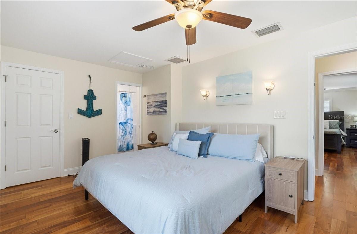 Image 29 of 62 For 700 66th Avenue S