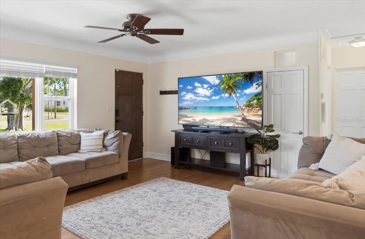 Image 5 of 62 For 700 66th Avenue S