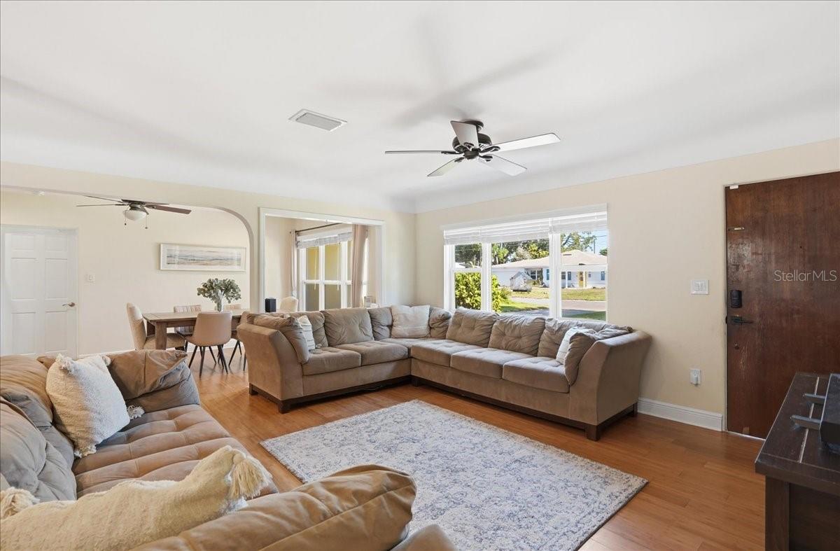 Image 8 of 62 For 700 66th Avenue S