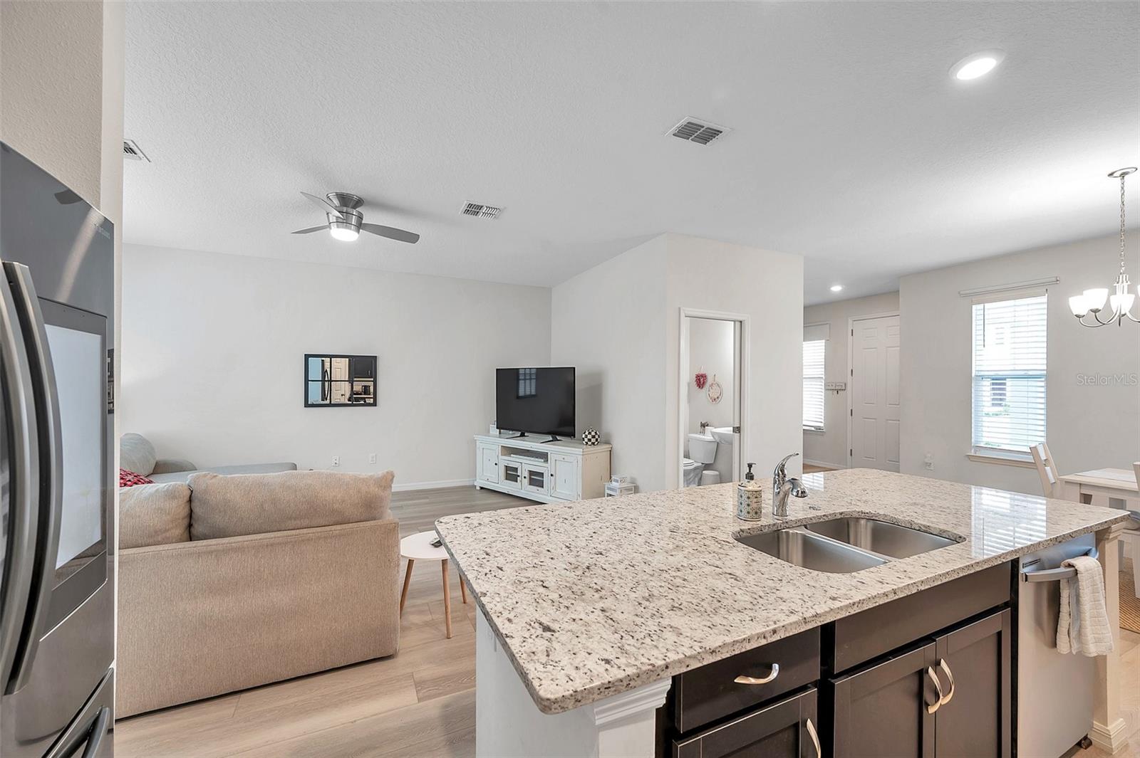 Image 19 of 55 For 4966 Avalon Park Boulevard