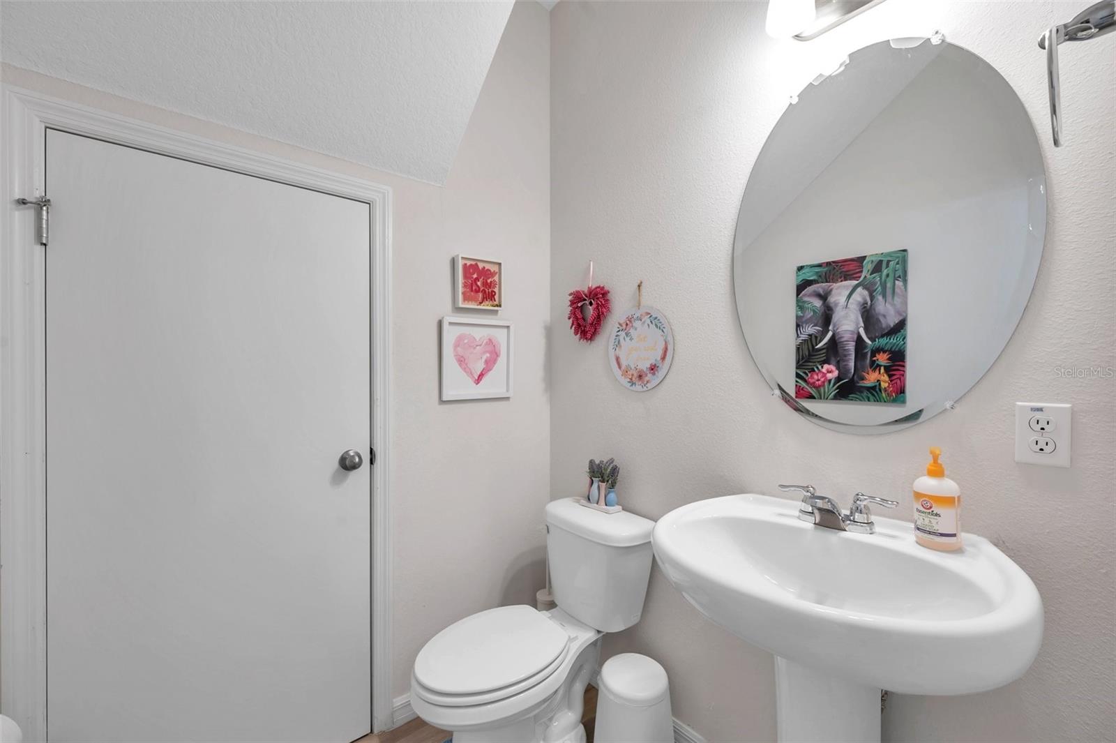 Image 24 of 55 For 4966 Avalon Park Boulevard