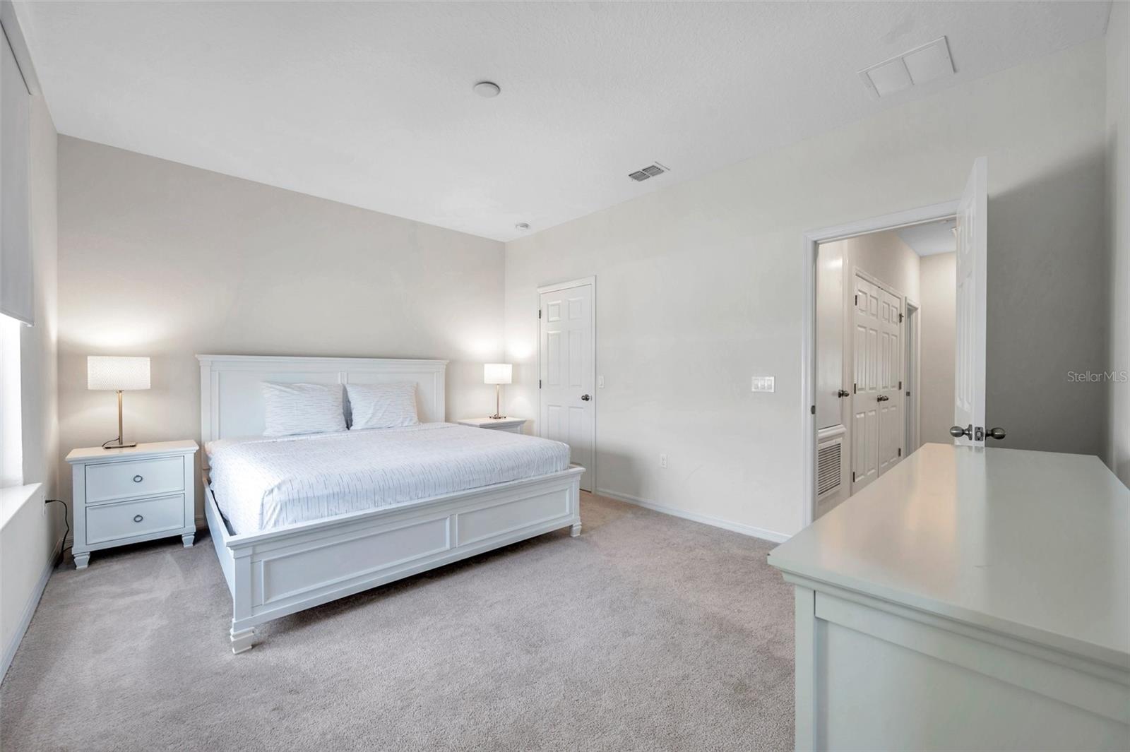 Image 30 of 55 For 4966 Avalon Park Boulevard