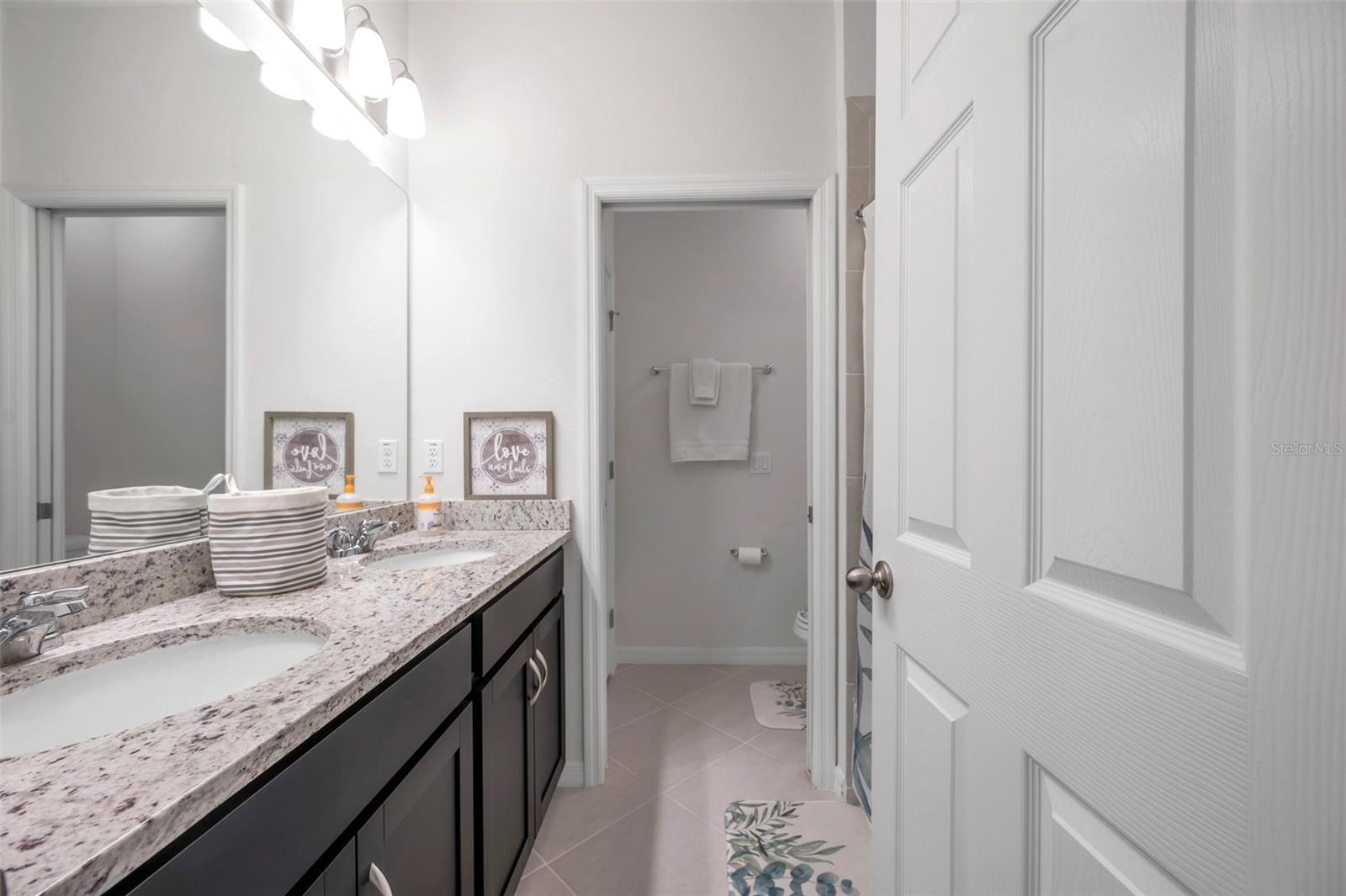 Image 34 of 55 For 4966 Avalon Park Boulevard