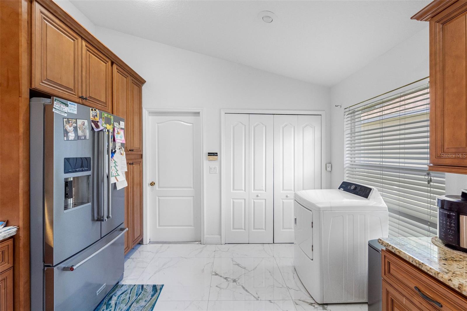 Image 11 of 32 For 3137 Castle Rock Circle