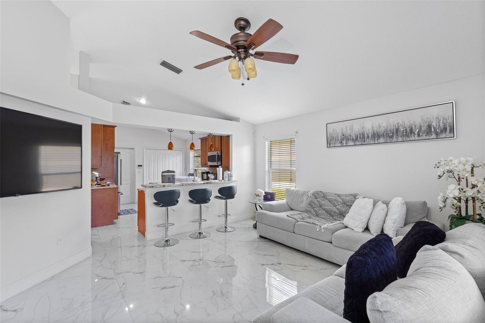 Image 14 of 32 For 3137 Castle Rock Circle