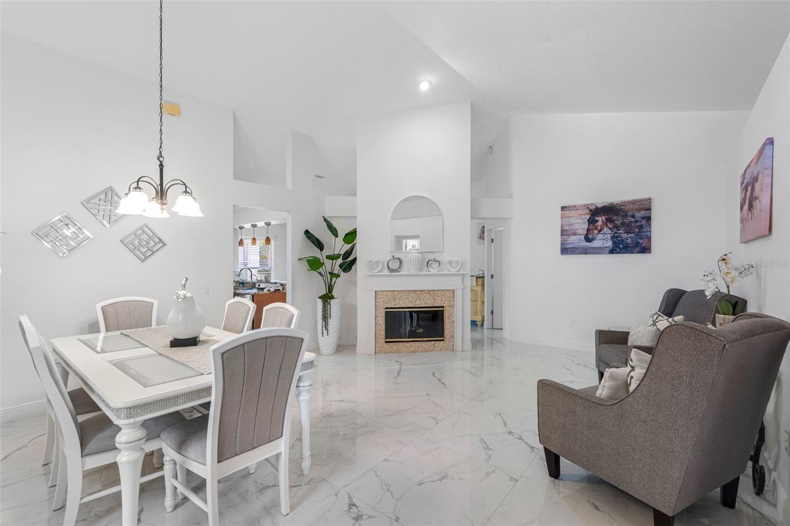 Image 5 of 32 For 3137 Castle Rock Circle