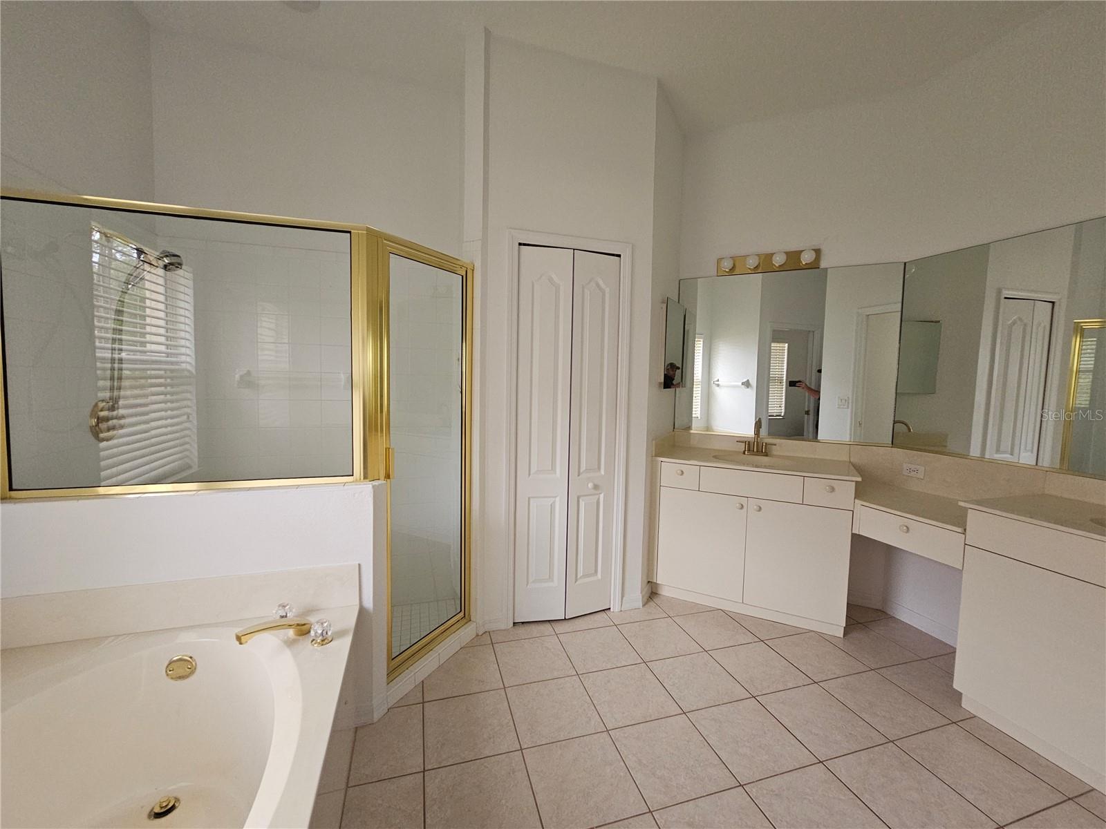 Image 11 of 18 For 2097 Wasatch Drive