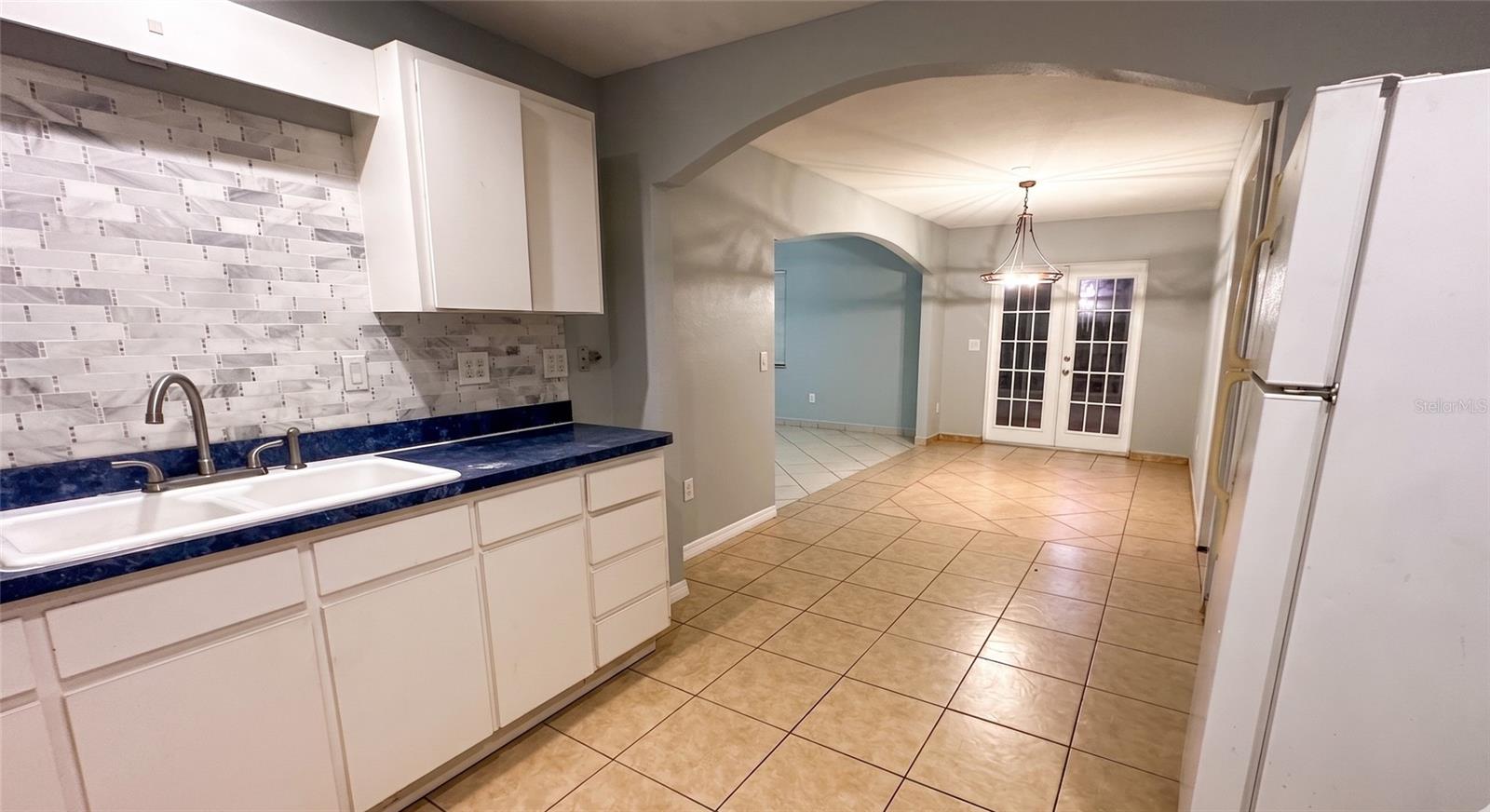 Image 6 of 12 For 1708 Genesee Street