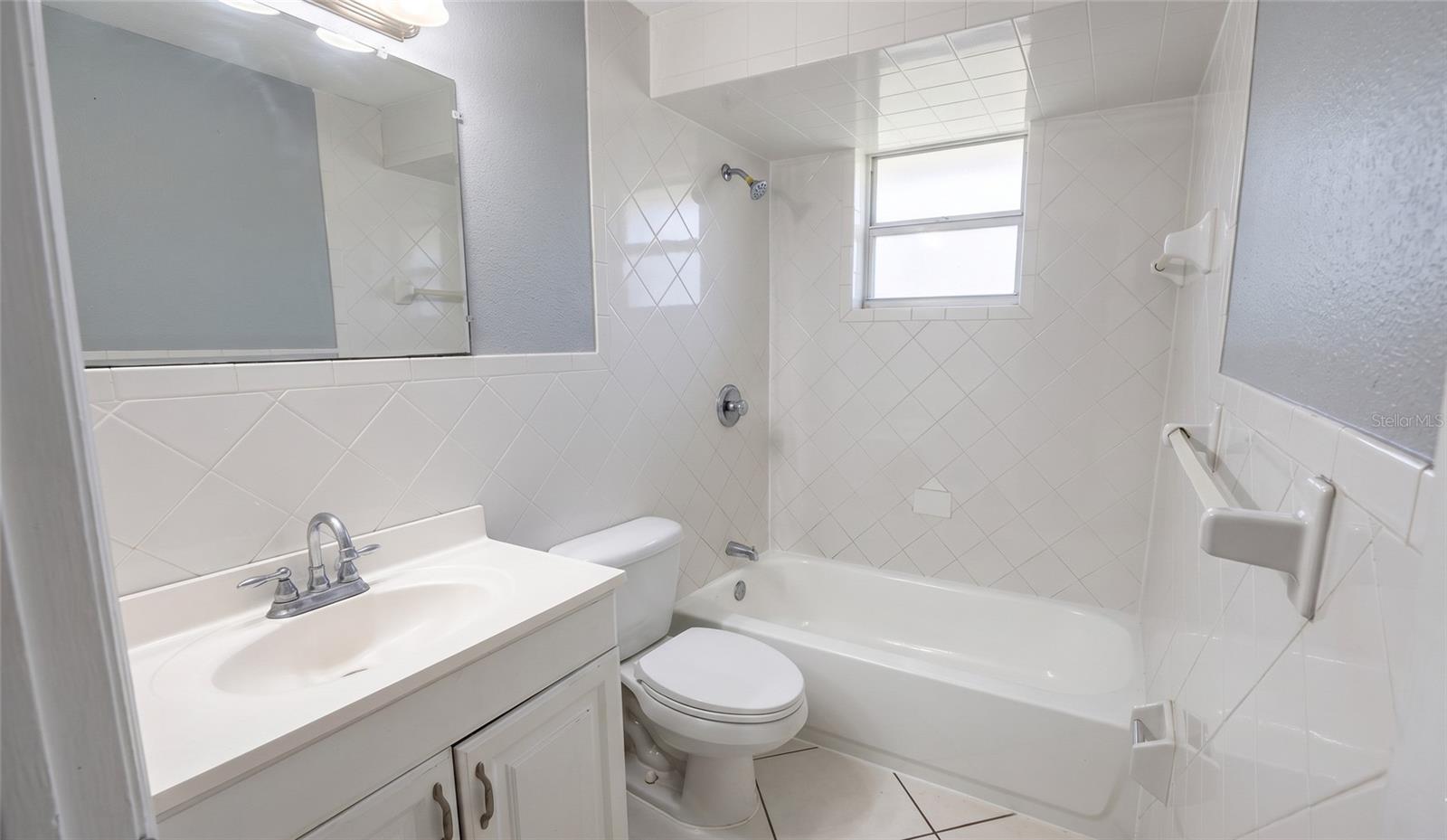 Image 9 of 12 For 1708 Genesee Street