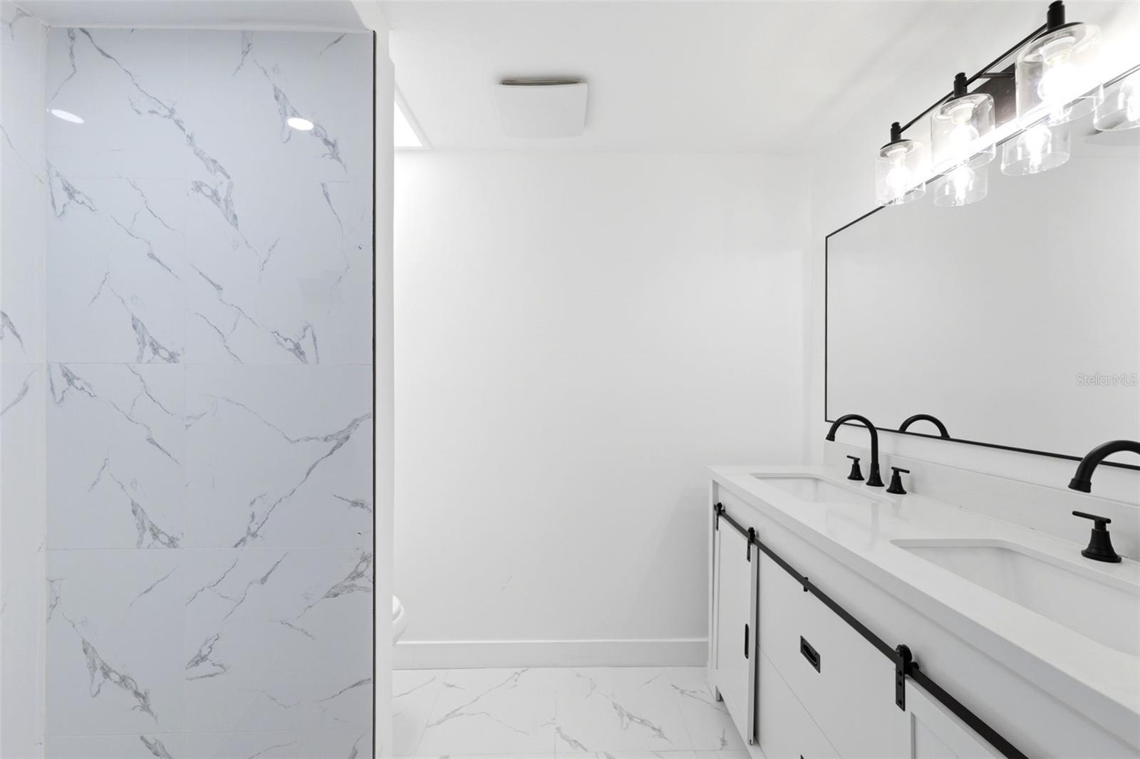 Image 12 of 23 For 3673 Rockaway Dr