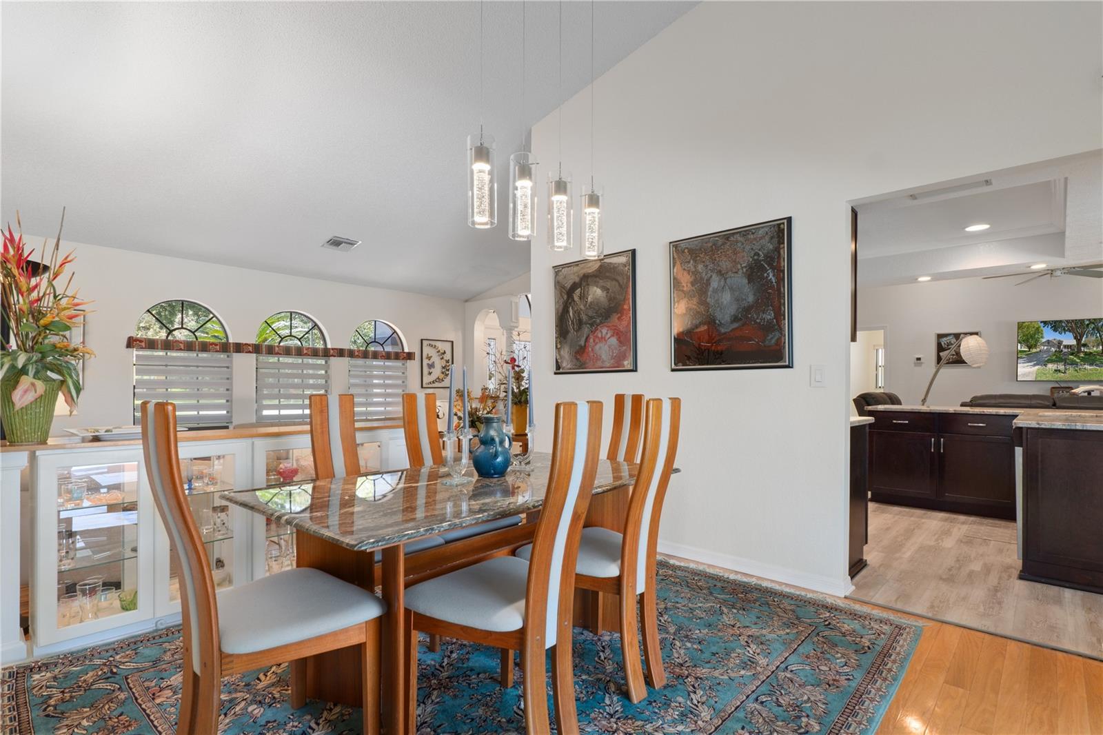 Listing photo id 11 for 18652 Autumn Lake Boulevard