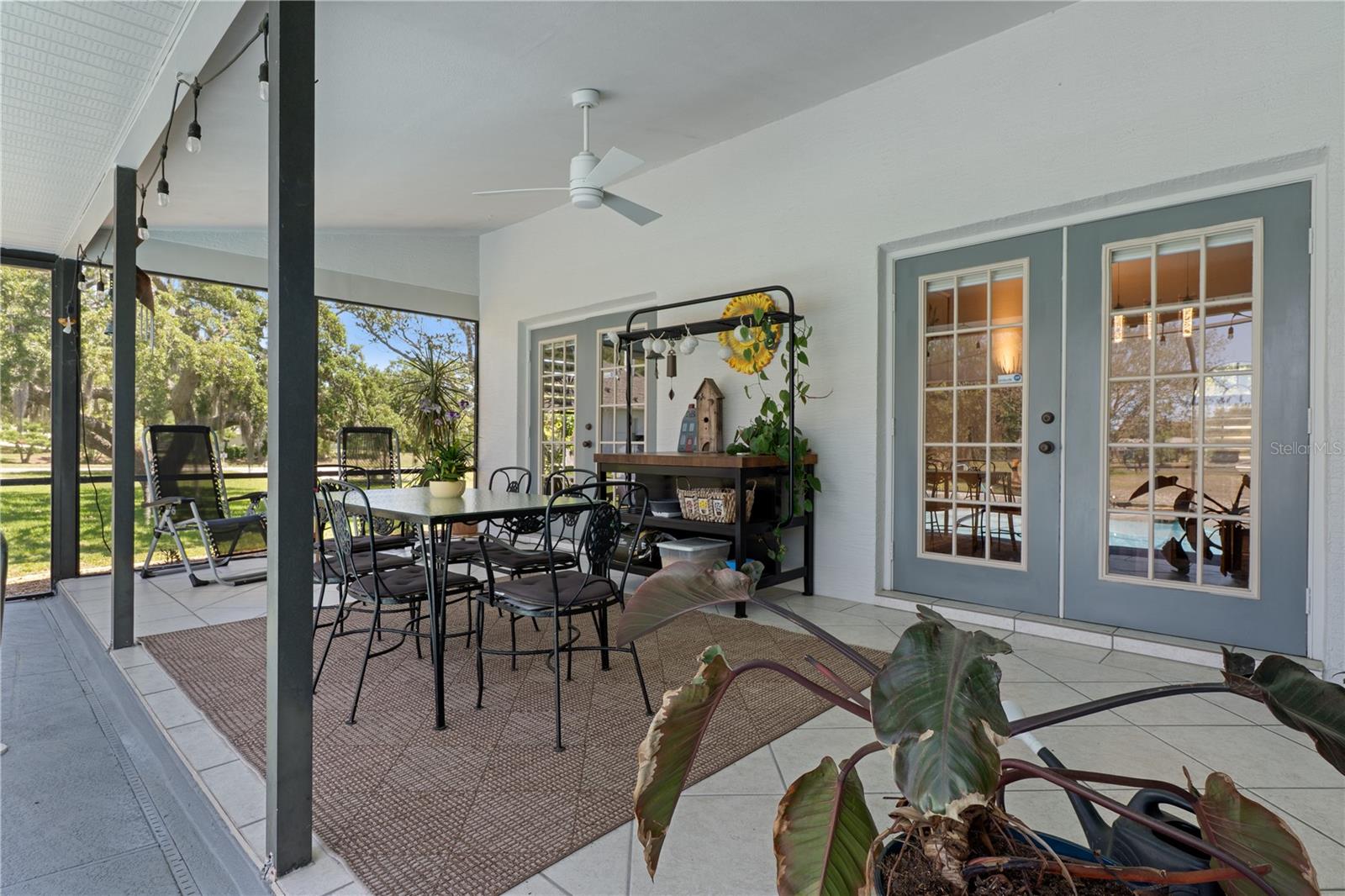 Listing photo id 35 for 18652 Autumn Lake Boulevard