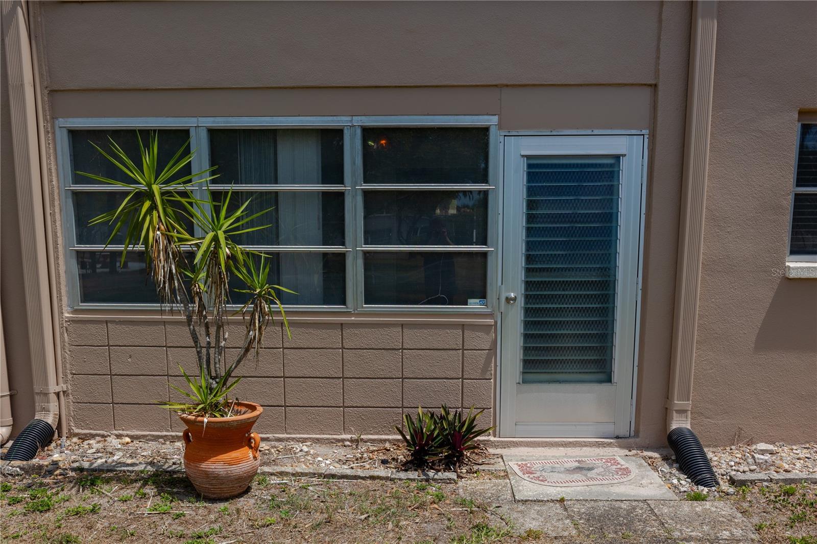 Image 2 of 15 For 6645 1st Avenue N 103