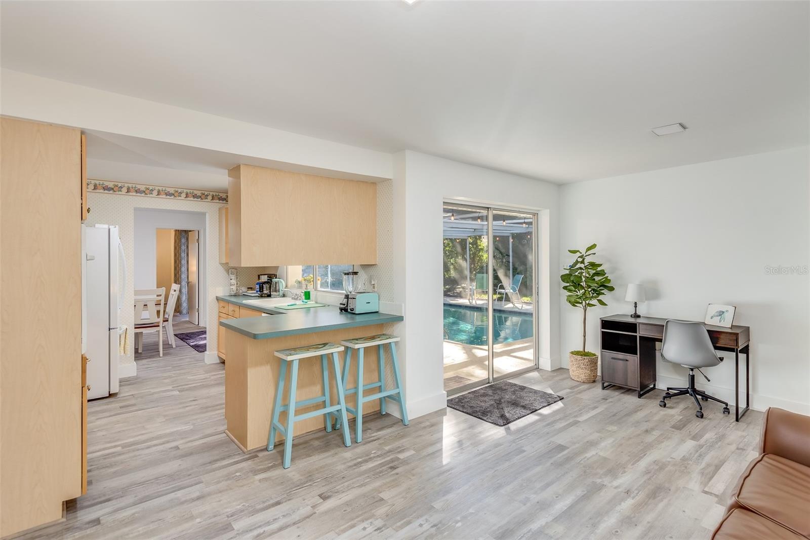 Image 11 of 31 For 510 Anna Avenue