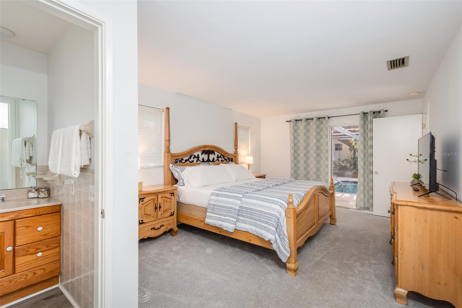 Image 14 of 31 For 510 Anna Avenue