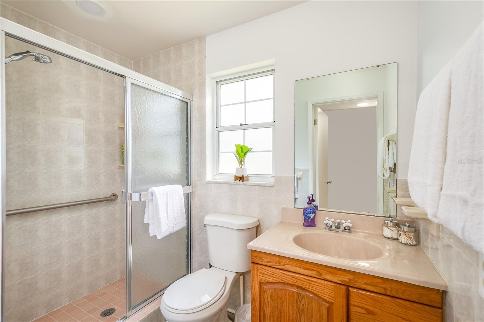 Image 17 of 31 For 510 Anna Avenue