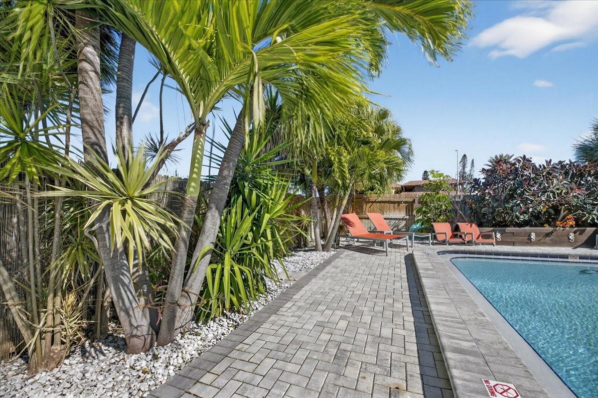 Image 14 of 84 For 523 72nd Avenue